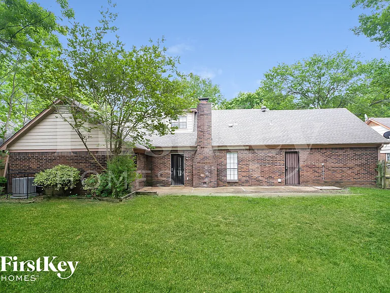 4619 Leash Ln — Photo 15