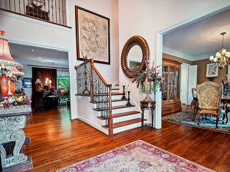 1500 Woodridge Pl — Photo 24
