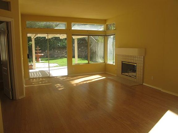 4th image of 8242 E White Fir Ln