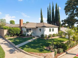 3056 N Buena Vista St, Burbank, CA 91504