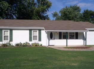 3 S Perry Cir, O Fallon, MO 63366