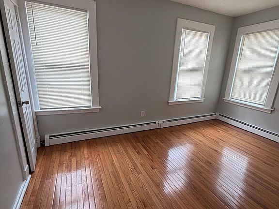 4th image of 141 County Street 2