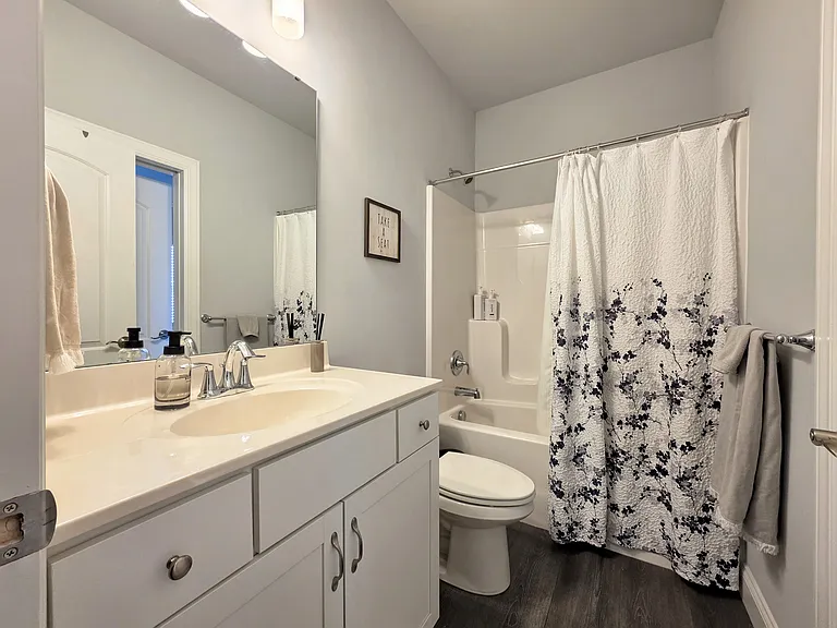 207 Buckton Dr — Photo 12