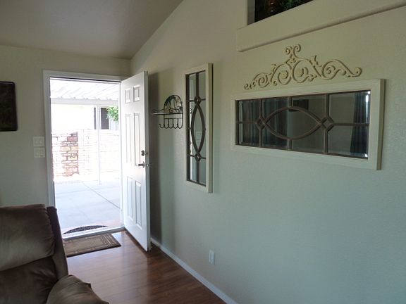 3rd image of 13831 E 50th Dr
