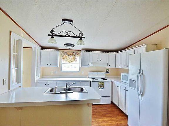 2nd image of 2390 John Montgomery Cir