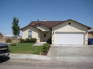 1528 S Yorktown St, Ridgecrest, CA 93555