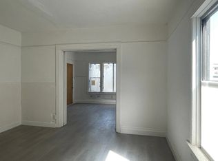 438 E 20th St, Los Angeles, CA 90011