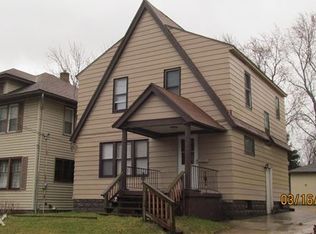 758 Leonard St NE, Grand Rapids, MI 49503