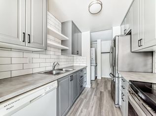 11420 40th Ave NW #204, Edmonton, AB