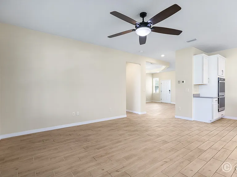 13441 Palmera Vista Dr — Photo 8