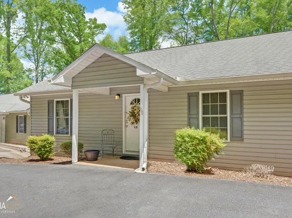 56 Hickory Ct, Toccoa, GA 30577