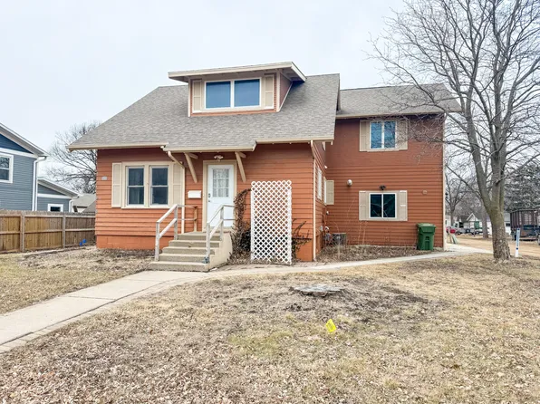 715 2nd Ave, Brookings, SD 57006