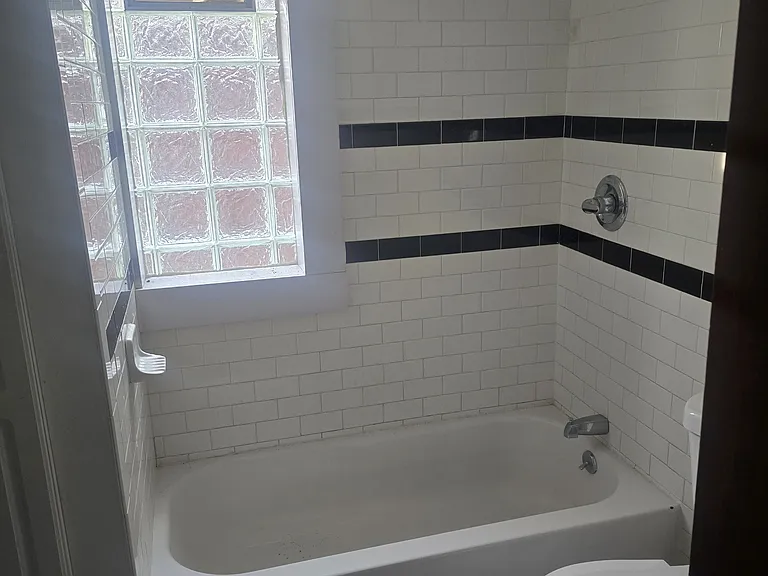 7340 Churchill St #2 — Photo 8