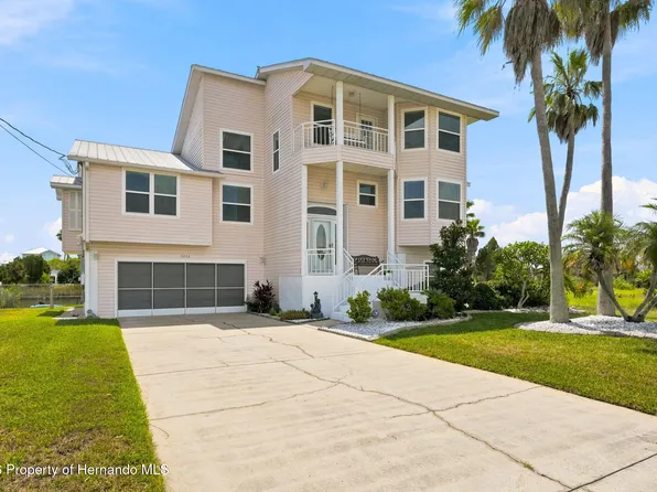 3342 Turks Cap Dr, Hernando Beach, FL 34607
