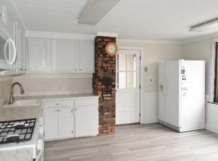 219 S Franklin St, Holbrook, MA 02343