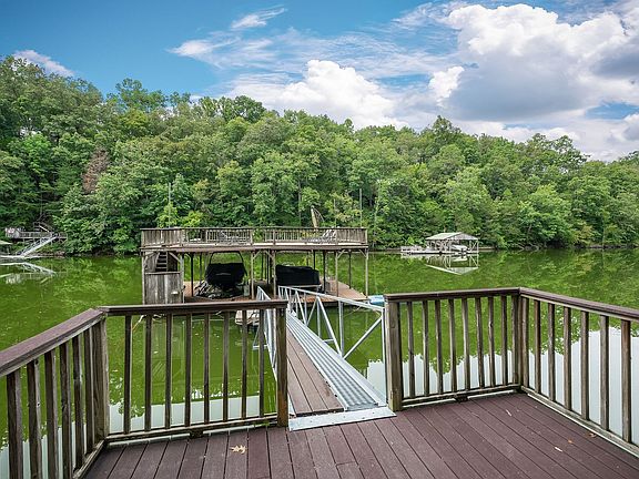 17th image of this home