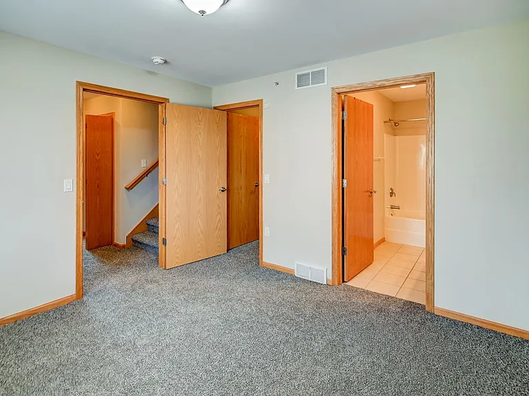 6711 Fairhaven Rd — Photo 13