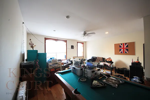 Rented by Kings Court Real Estate | media 8