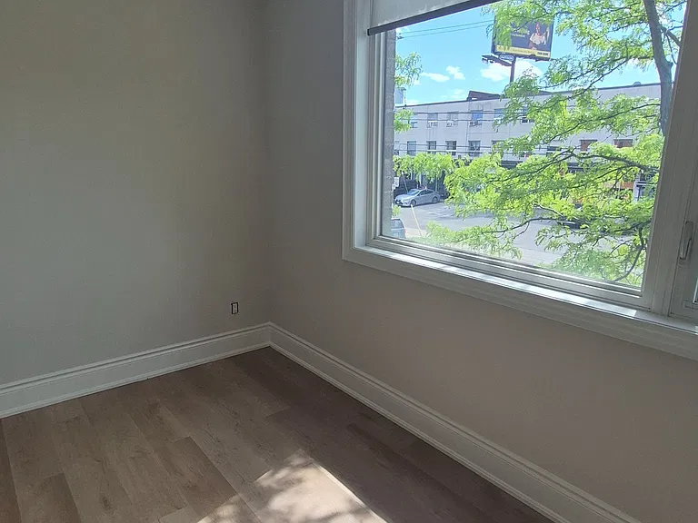 611 Marlee Ave — Photo 4