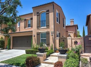 25 Paperbark, Irvine, CA 92620