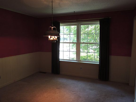 4th image of 158 Magnolia Dr