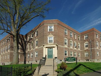 2811 Fairfield Avenue #1, Bridgeport, CT, 06605