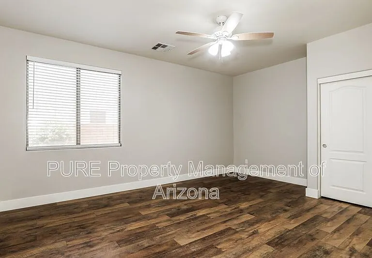 43558 W Oster Dr — Photo 16