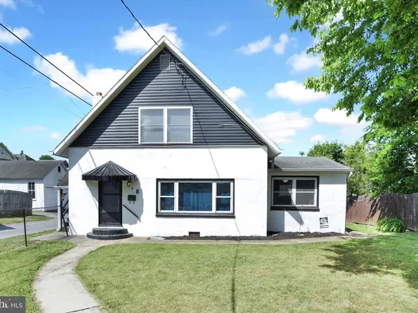 8 S Washington St, Mechanicsburg, PA 17055