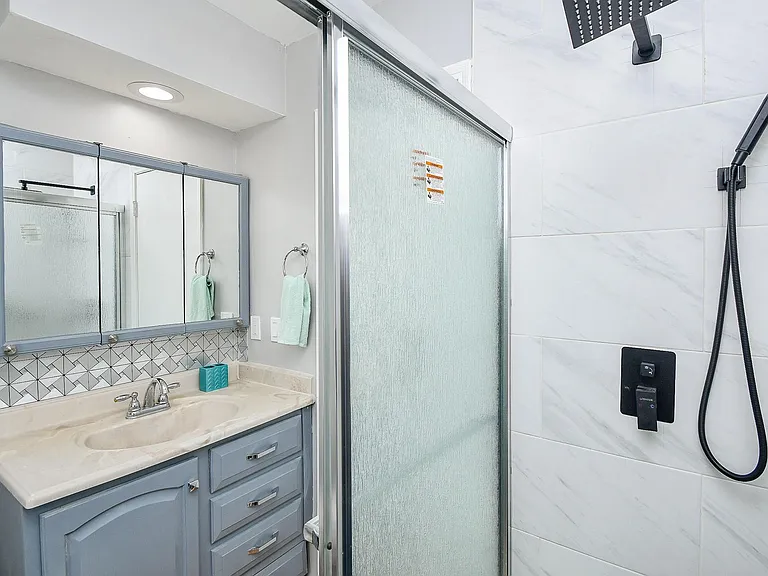 11414 Chariot Dr — Photo 15