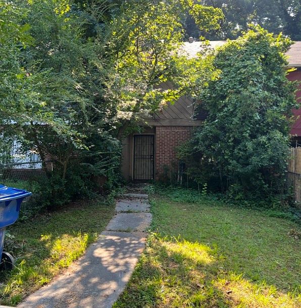 1st image of 2108 Childress Dr SW