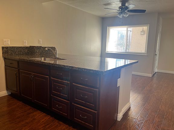 3rd image of 3063 Hollander St