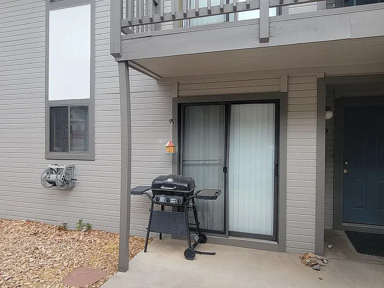 203 Macon Ave — Photo 2