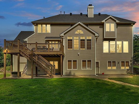2nd image of 4716 Killarney Cir