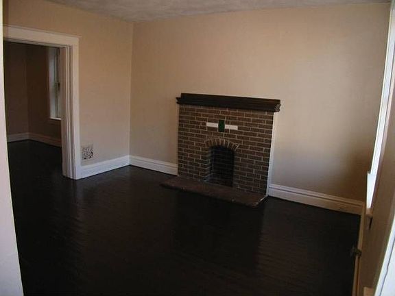 Bed Room (View 2)