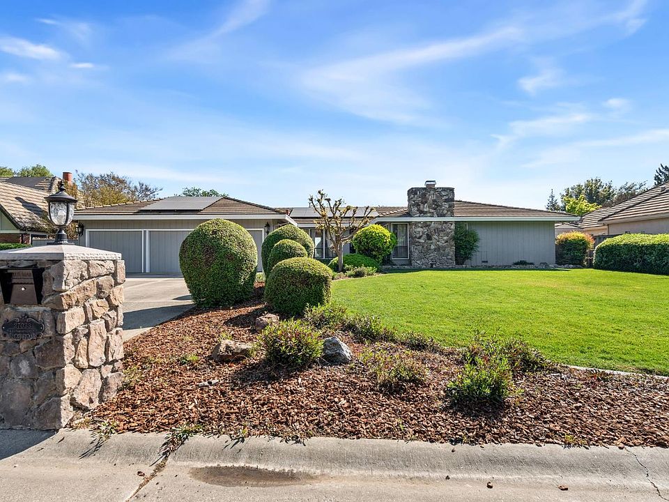 1st image of 27033 E El Macero Dr