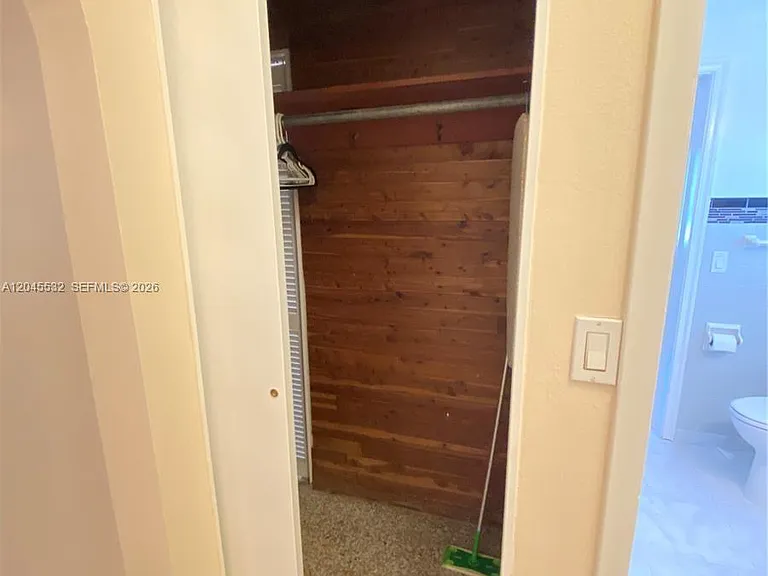 115 NE 14th Ave #1 — Photo 13