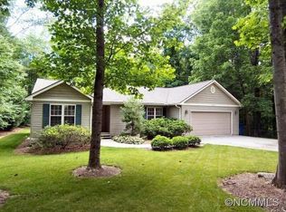 122 Texas St, Hendersonville, NC 28739
