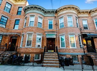 75-48 61st St, Flushing, NY 11385