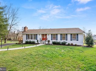 38219 Adams Ct, Hamilton, VA 20158