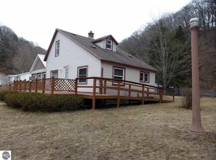 317 Crapo St, Elberta, MI 49628