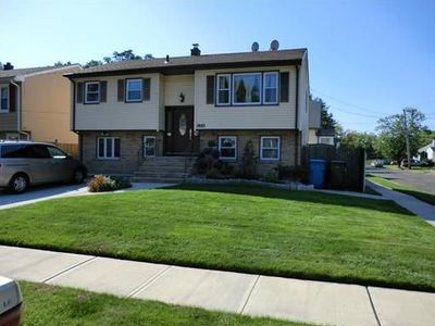 132 Crampton Ave, Woodbridge, NJ, 07095