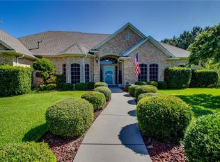 1910 N Saint Charles Ave, Pilot Point, TX 76258