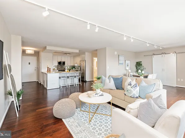 205 E Joppa Rd APT 2009, Baltimore, MD 21286