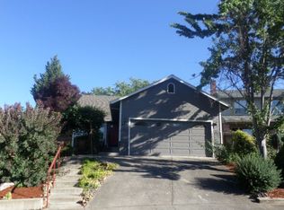 260 Joy Dr, Talent, OR 97540