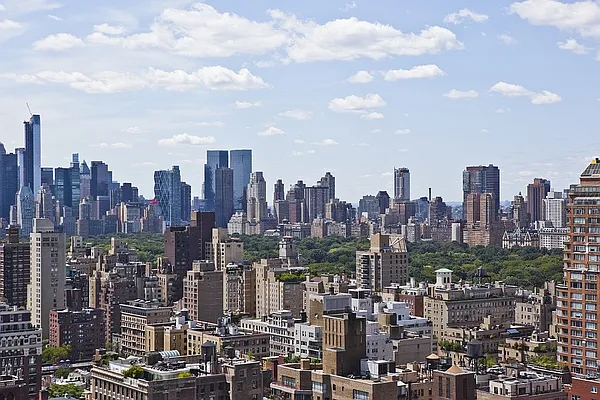 Rented by Kleier Residential | media 25