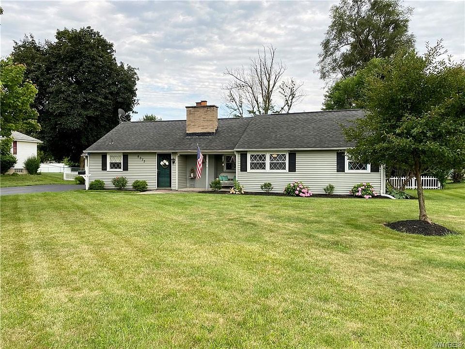 1st image of 8375 Ericson Dr
