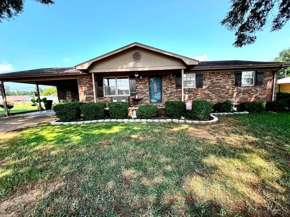 805 Edison Ave, Muscle Shoals, AL 35661