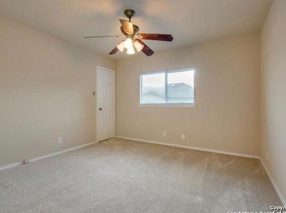 1st image of 27 Braches Park