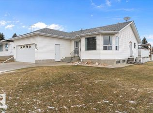 4804 52nd Ave, Tofield, AB T0B4J0