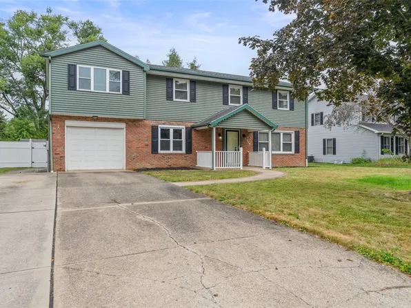 1115 Seneca Dr, Harmony, PA 16037